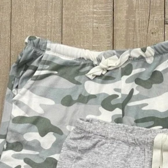 BORN lounge shorts, 2 pairs, NWT gray and gray camo size XXL - Picture 2 of 4